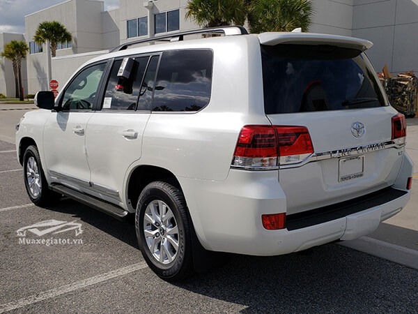 hong-duoi-xe-toyota-land-cruiser-200-2019-muaxegiatot-vn