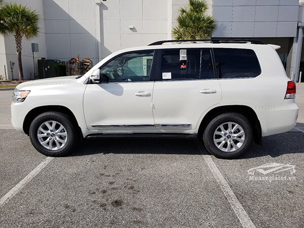 hong-xe-toyota-land-cruiser-200-2019-muaxegiatot-vn