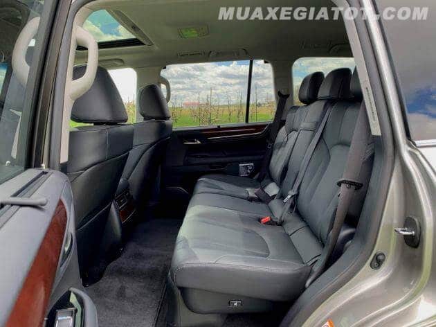hang-ghe-thu-hai-lexus-lx-570-2020-blogoto-vn