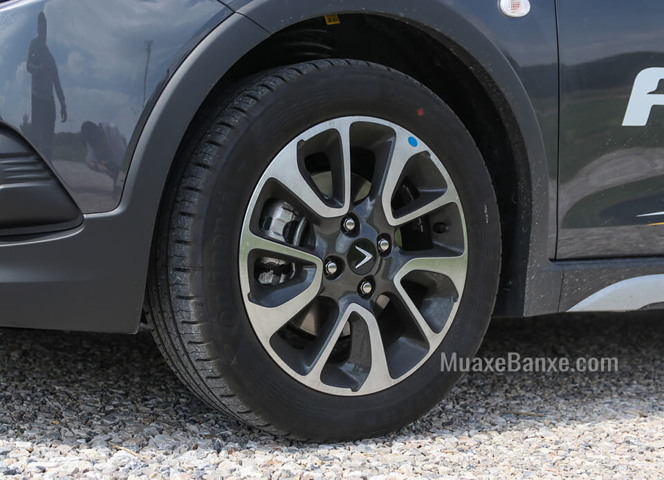 mam-xe-truoc-vinfast-fadil-14l-2019-2020-muaxegiatot-com-5