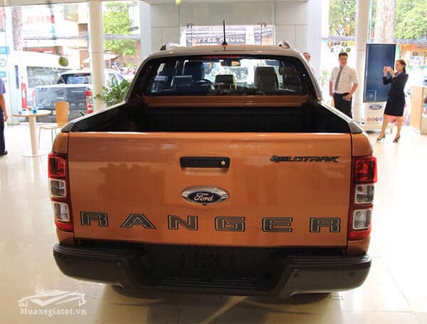 duoi-xe-ford-ranger-2020-wildtrak-4-4-bi-tubo-Xetot-com-24