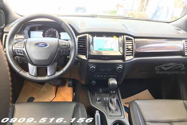 noi-that-tien-nghi-ford-ranger-wildtrak-2-0-bi-turbo-2020-Xetot-com