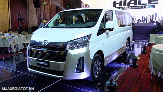 dau-xe-15-cho-toyota-hiace-2020-2021-muaxegiatot-vn